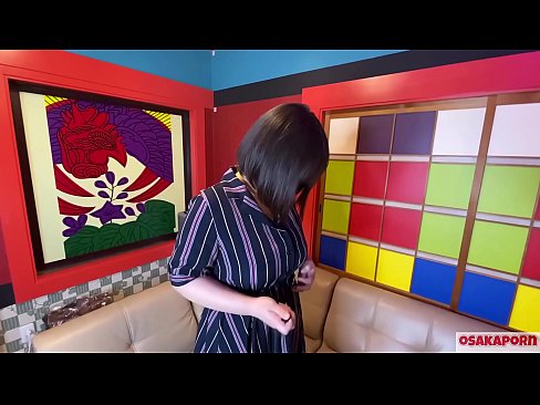 ❤️ Katta ko'krakli yapon shirinliklari jinsiy o'yinchoqlar bilan onanizm qiladi va orgazmga ega. U intervyuda o'z tajribasi haqida gapiradi. Katta ko'krak va tukli mushuk baland ovozda nola. Osakaporn Anal pornoda bizda ️❤